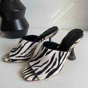 Gianni Bini Zebra Print Heels